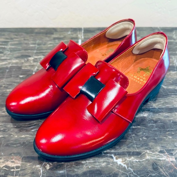 Embassy London Red Leather Flats - Picture 1 of 14